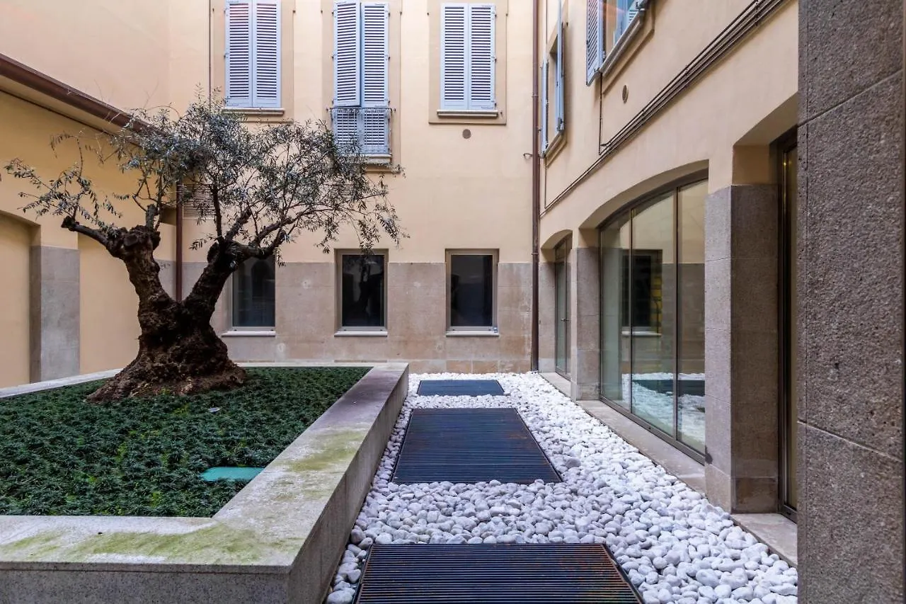 Joivy Elegant Studio For 2 Near Duomo Di Milan Apartment 0*,