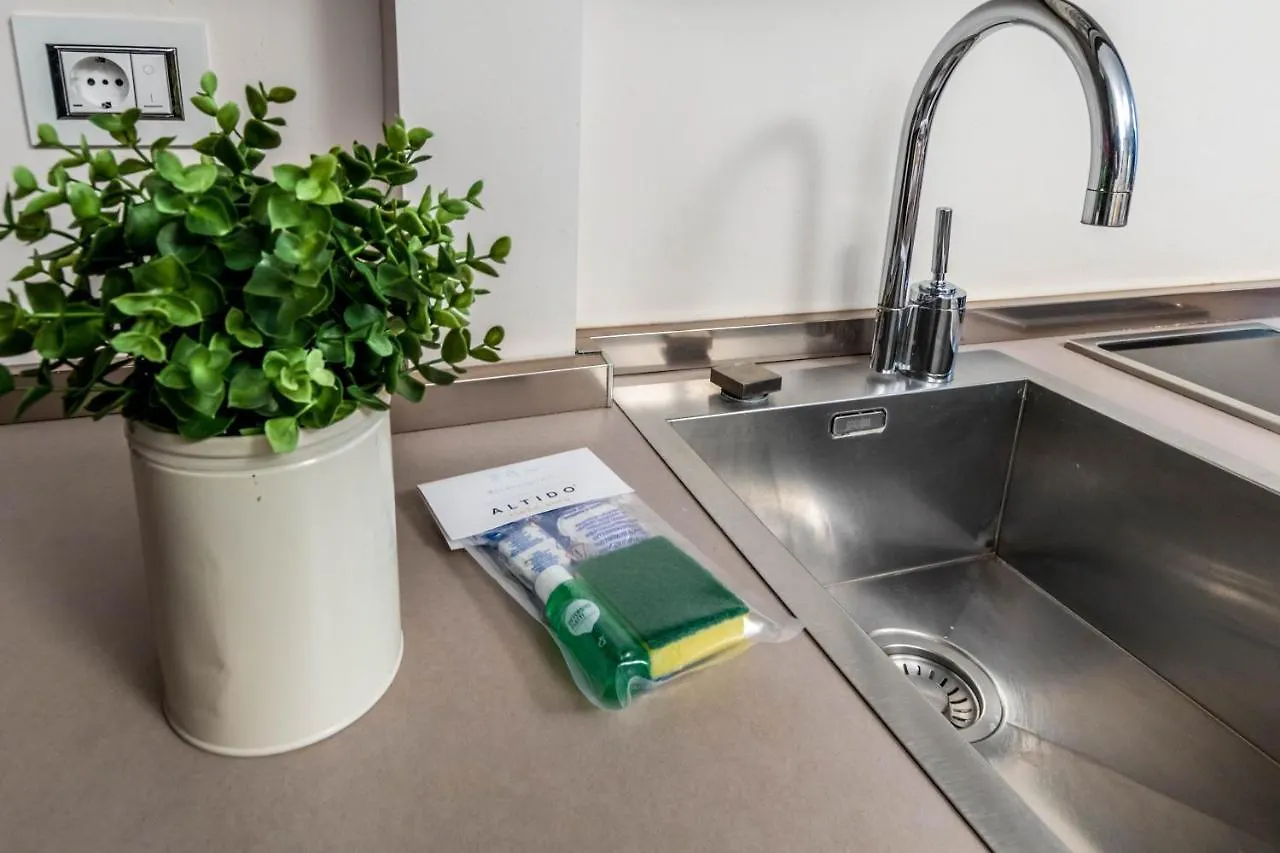 Joivy Elegant Studio For 2 Near Duomo Di Milan Apartment